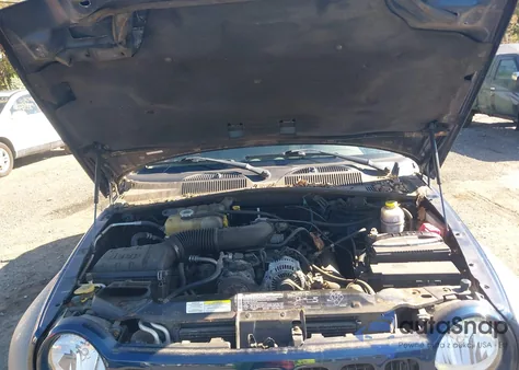 2005 Jeep Liberty Sport from USA, damaged, VIN 1J4GL48K25W582166